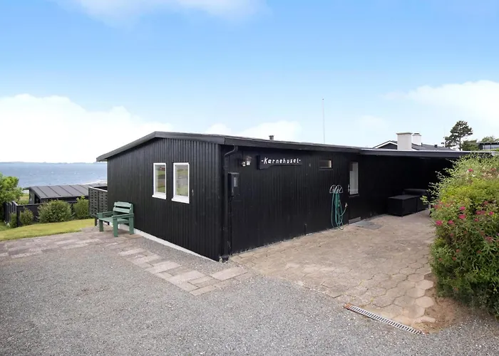 3 Bedroom In Ferienhaus *